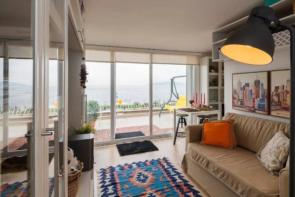 Rooftop Flat With A Great Sea View Terrace Istanbul Turkey