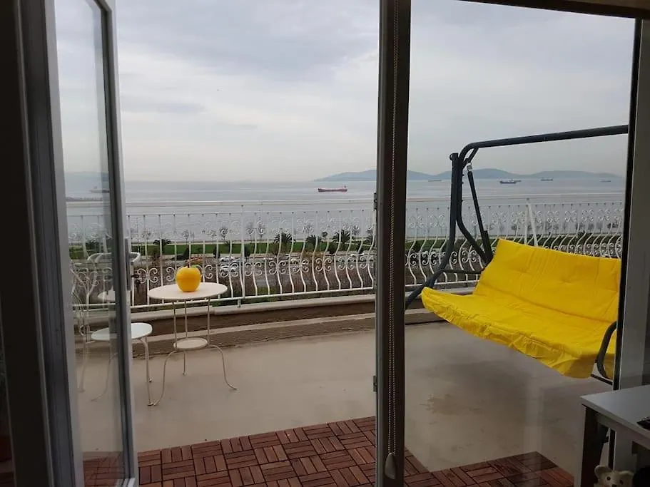 Rooftop Flat With A Great Sea View Terrace Istanbul